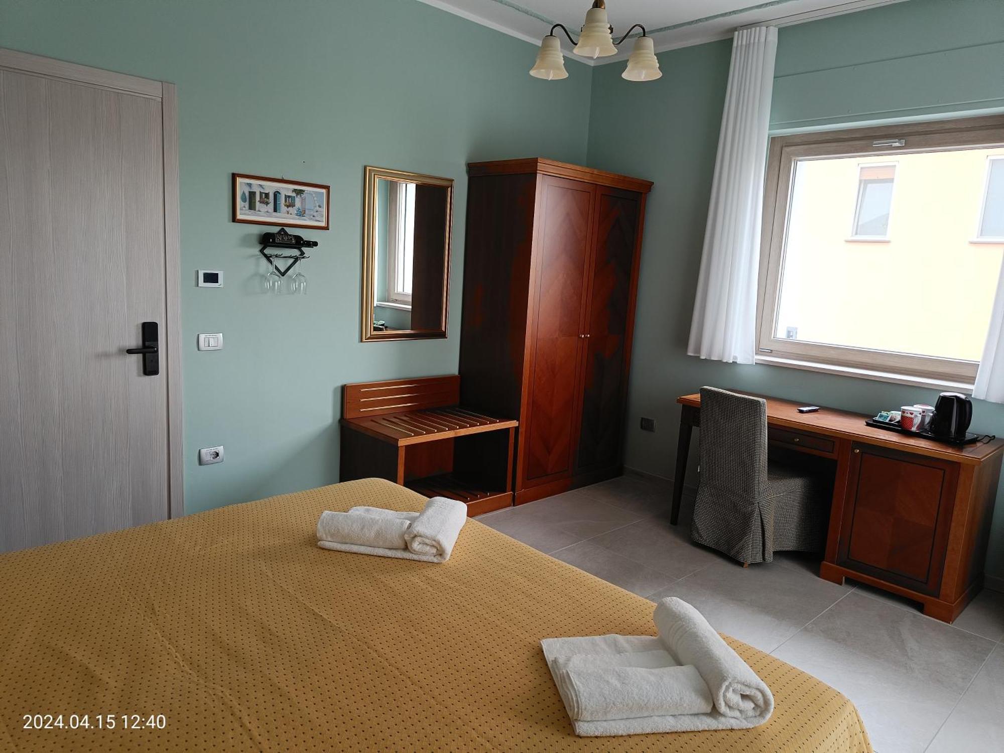 Villa Mariana Bed And Breakfast Saluzzo Luaran gambar